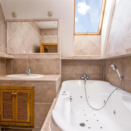 Spacious Old Town Penthouse With Balcony #12 Apartment *