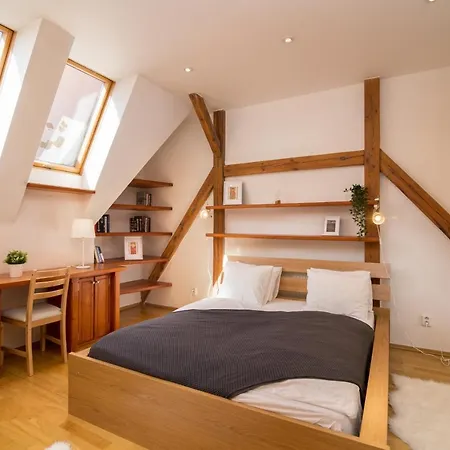 Spacious Old Town Penthouse With Balcony #12 * Prague
